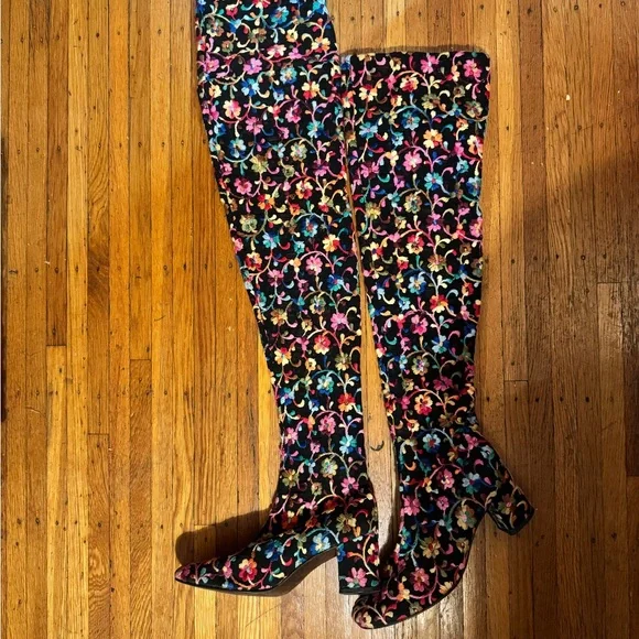 🌸 Vintage 1971 Golo Embroidered Boots – Museum Piece The Met Costume institute - Picture 12 of 15